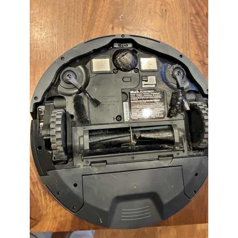 Shark AI Wi-Fi Connected Robot Vacuum with Advanced Navigation -RV2011 - Picture 3 of 4